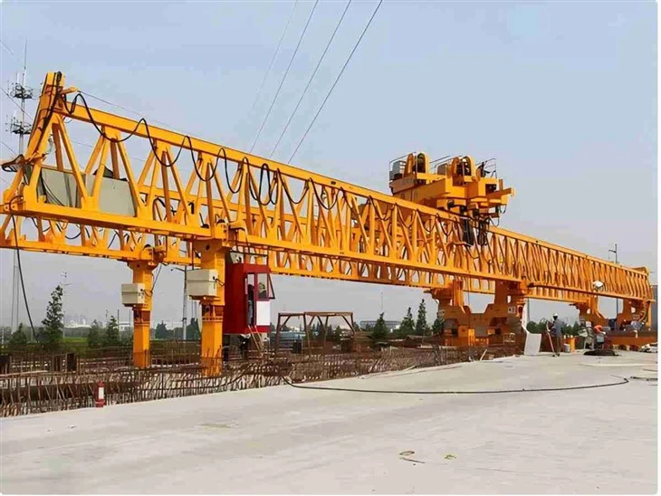 Máy khởi động chùm cầu 120ton