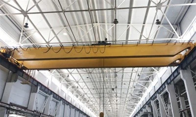 Xưởng cẩu trên không